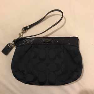 NAVY BLUE COACH WRISTLET